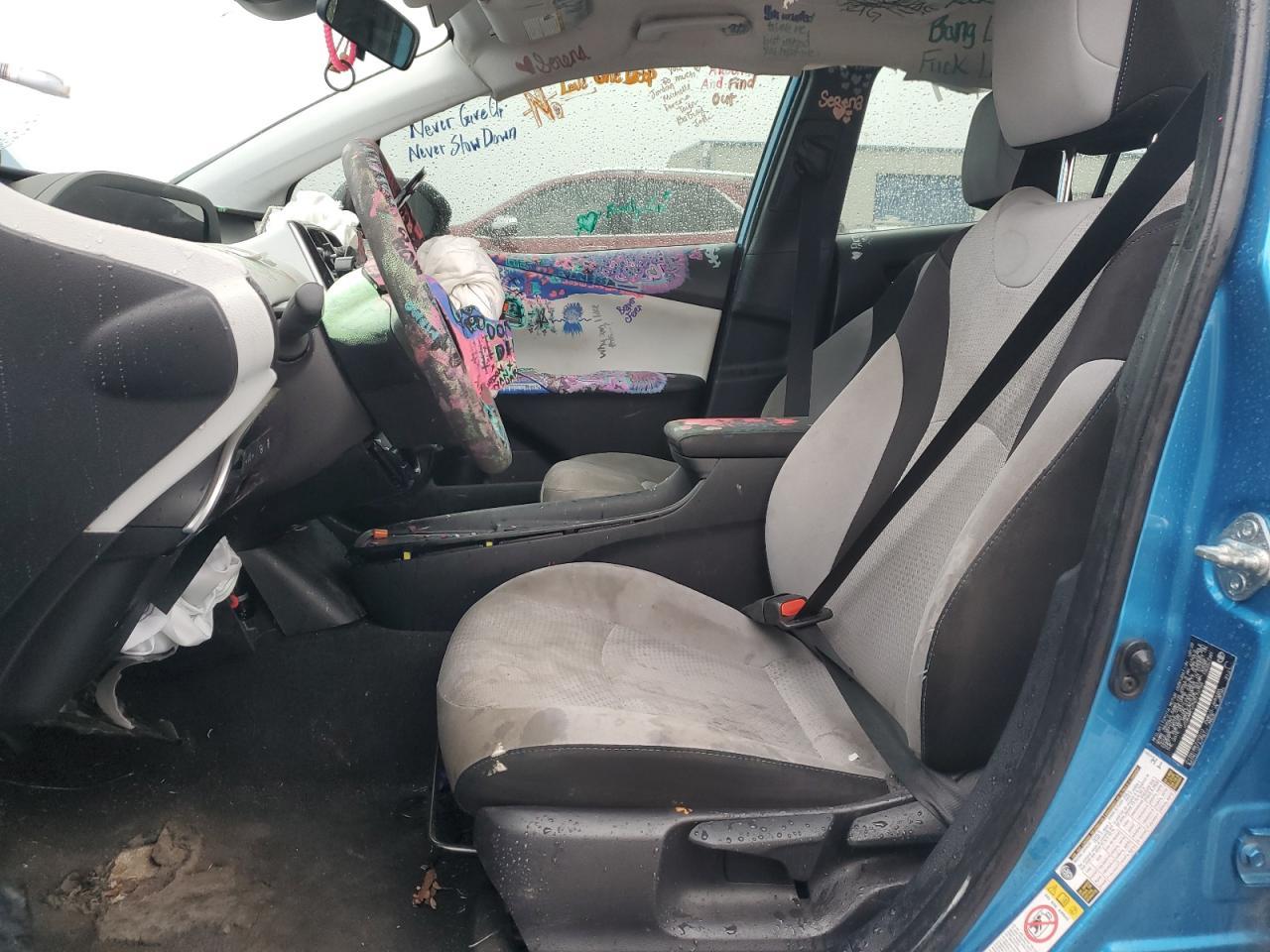 2022 TOYOTA PRIUS