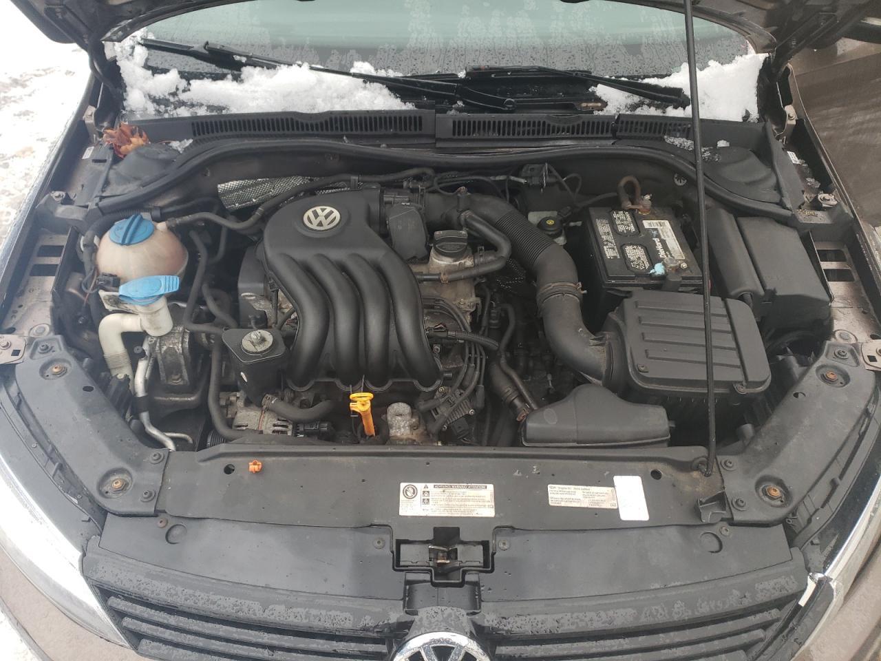 2013 VOLKSWAGEN JETTA