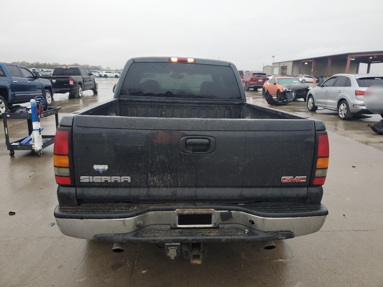 2004 GMC Sierra