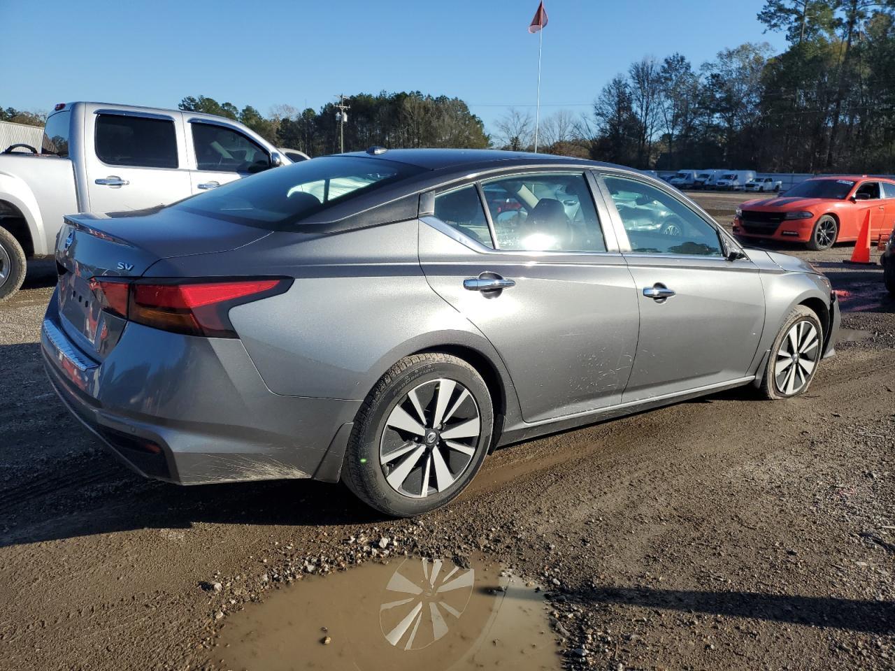 2022 NISSAN ALTIMA