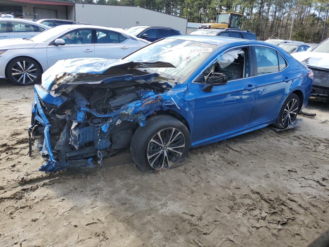 2020 TOYOTA CAMRY