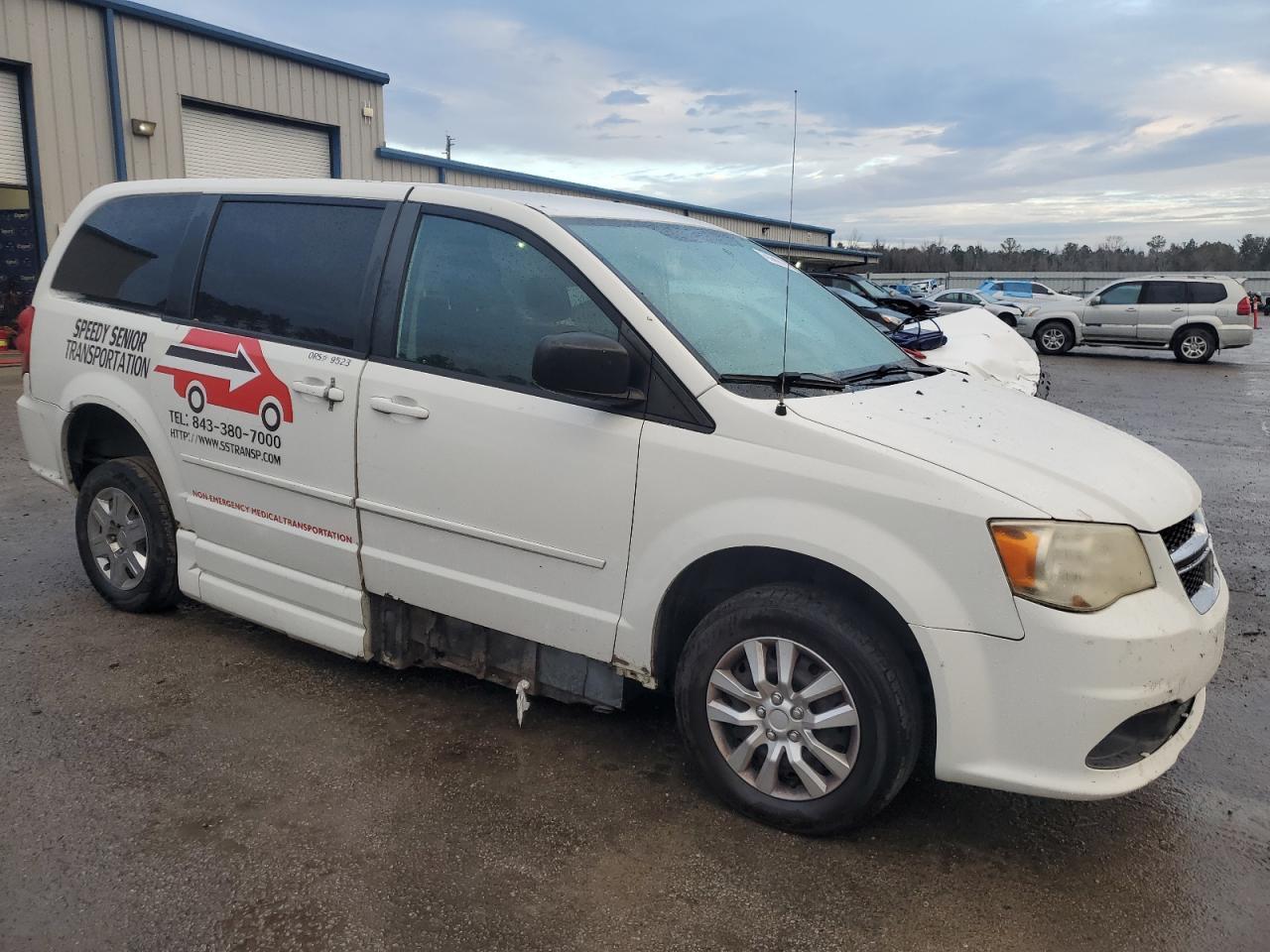 2011 DODGE CARAVAN