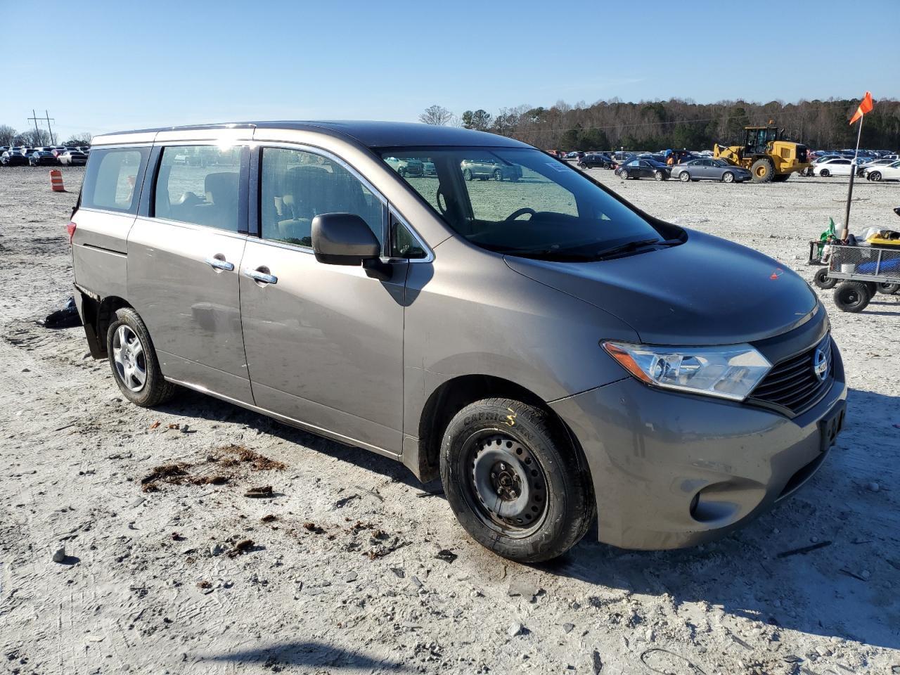 2016 NISSAN Quest