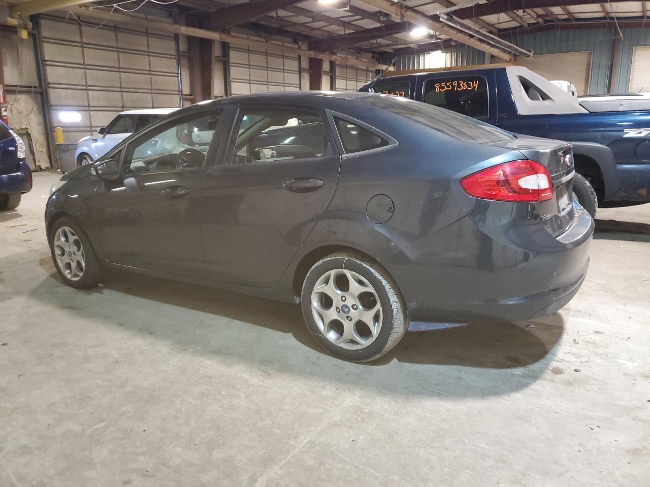 2011 FORD Fiesta