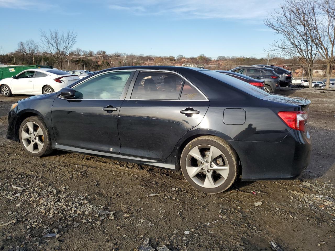 2012 TOYOTA CAMRY