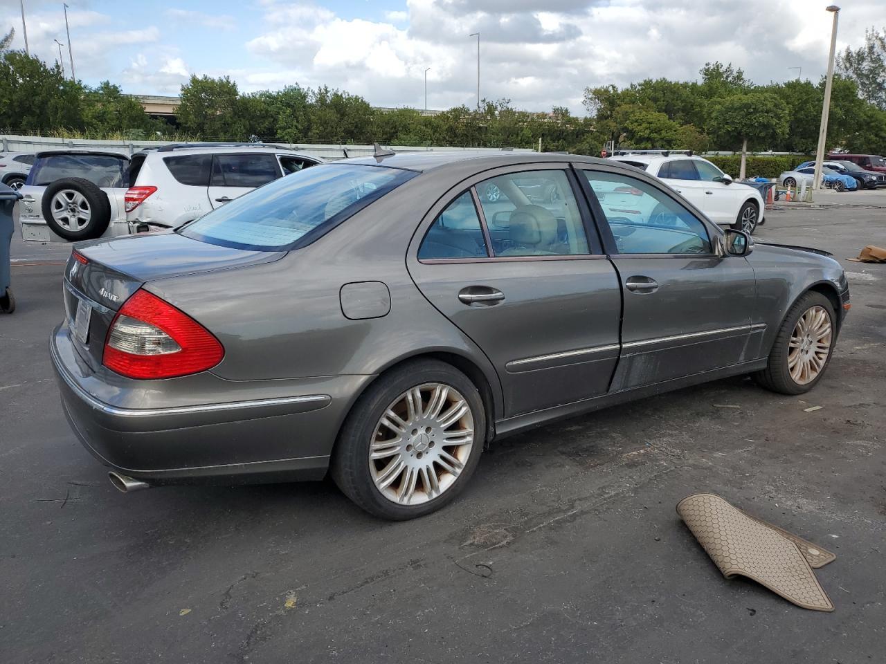 2008 MERCEDES-BENZ E-Class