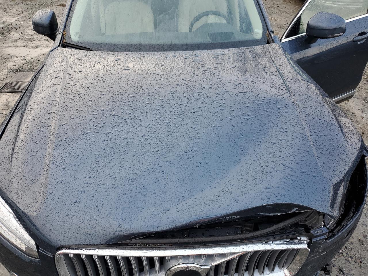2024 VOLVO XC90
