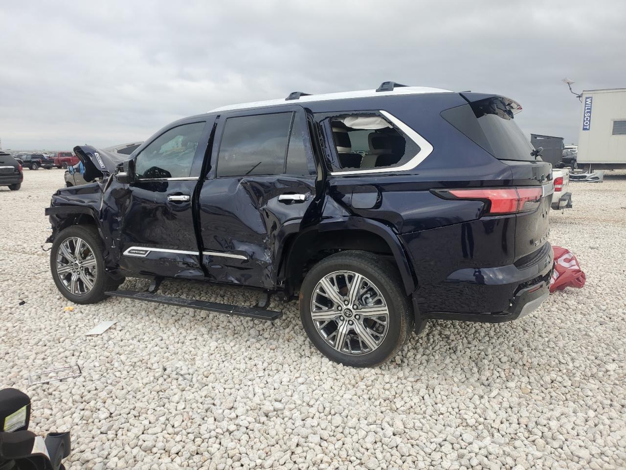 2024 TOYOTA Sequoia