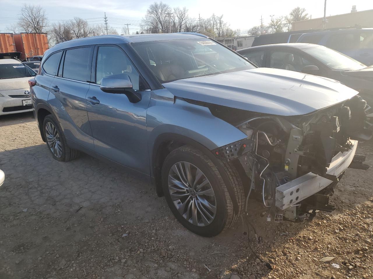 2021 TOYOTA HIGHLANDER
