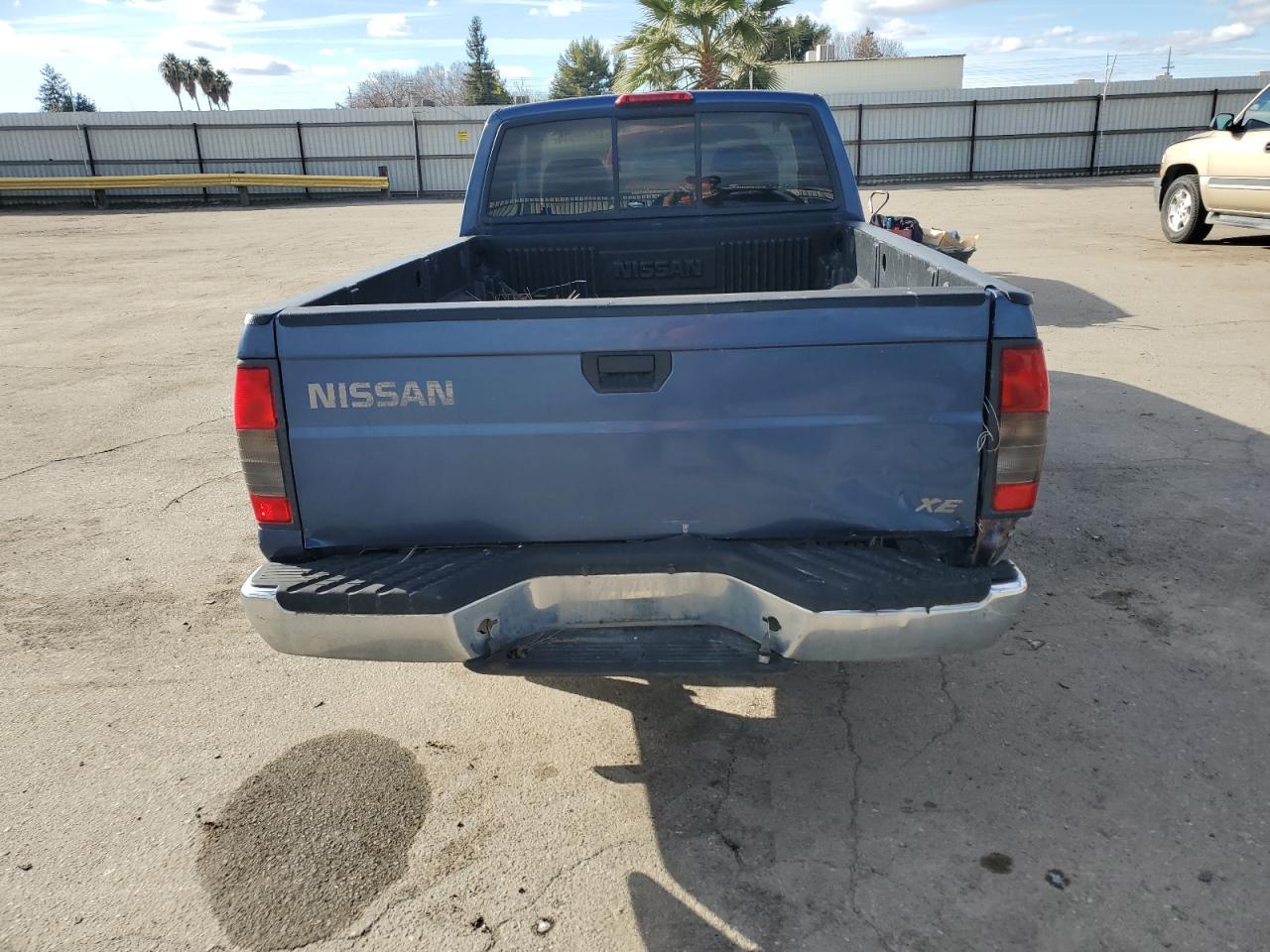 2000 NISSAN Frontier