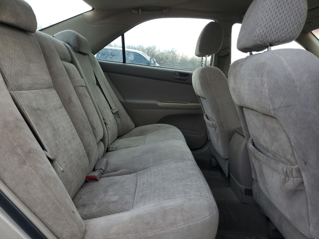 2004 TOYOTA CAMRY