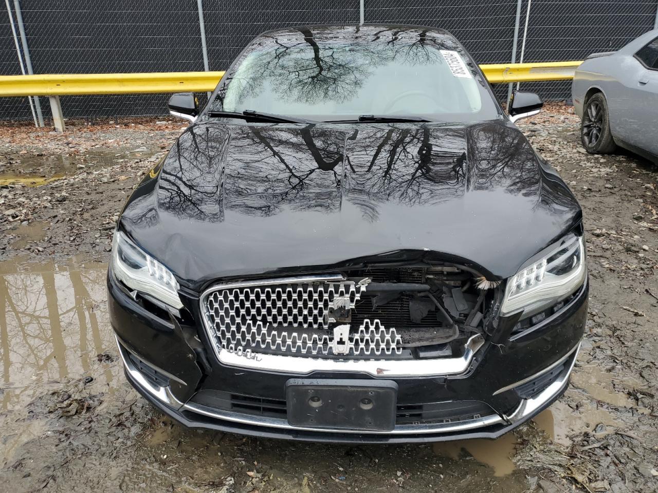 2017 LINCOLN MKZ