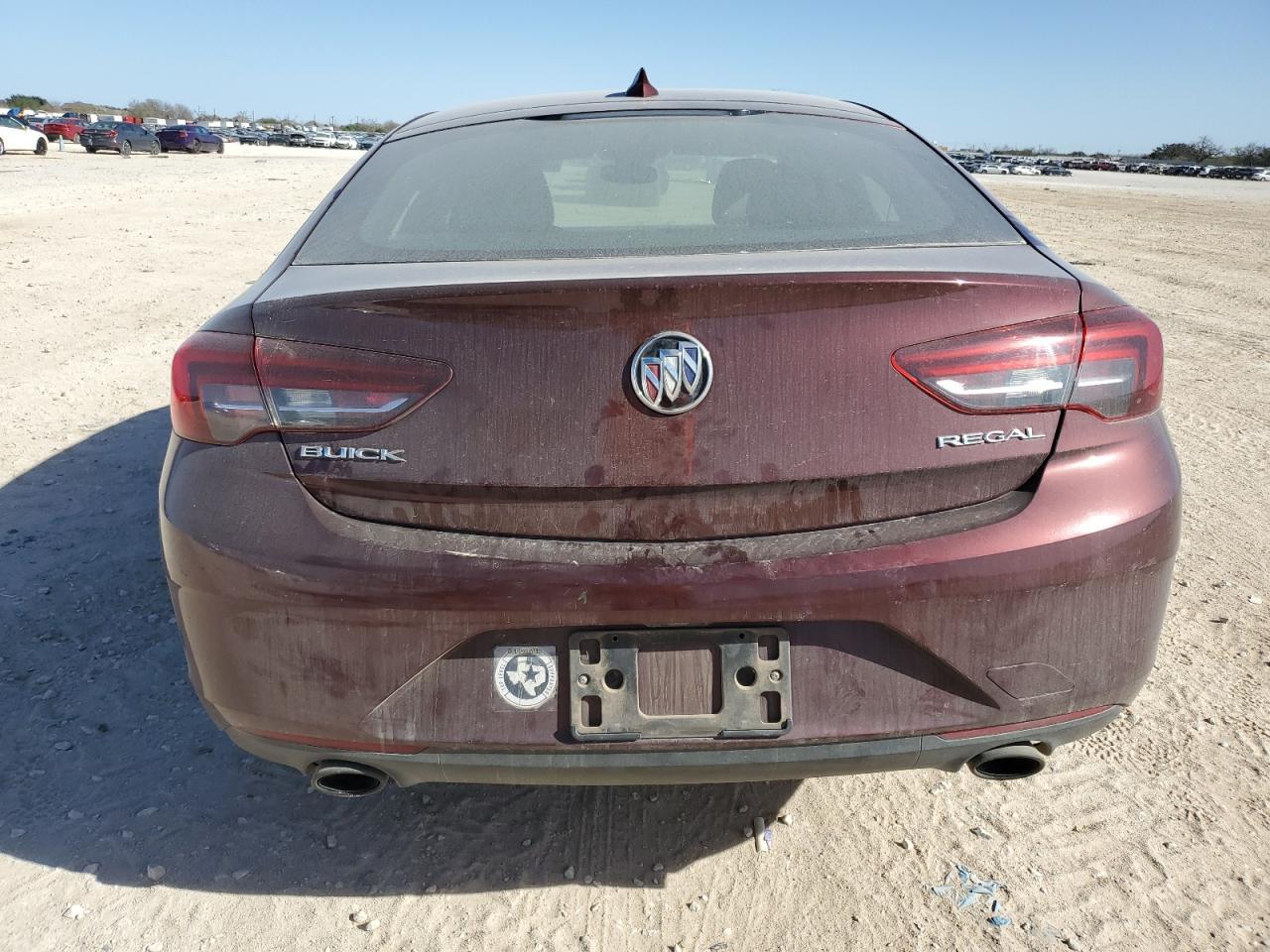 2018 BUICK Regal