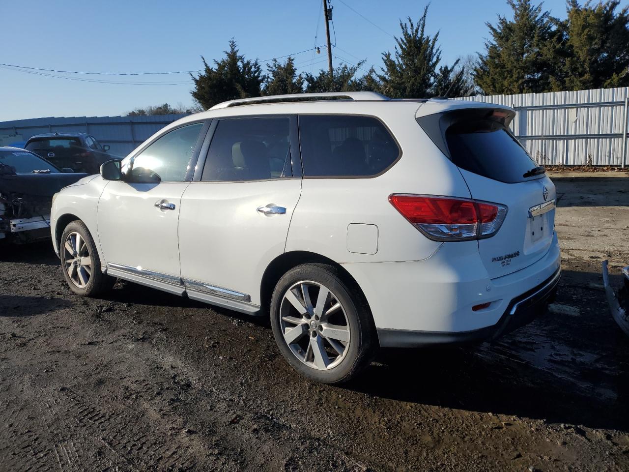 2013 NISSAN PATHFINDER