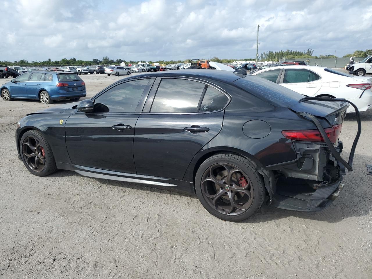 2017 ALFA ROMEO Giulia