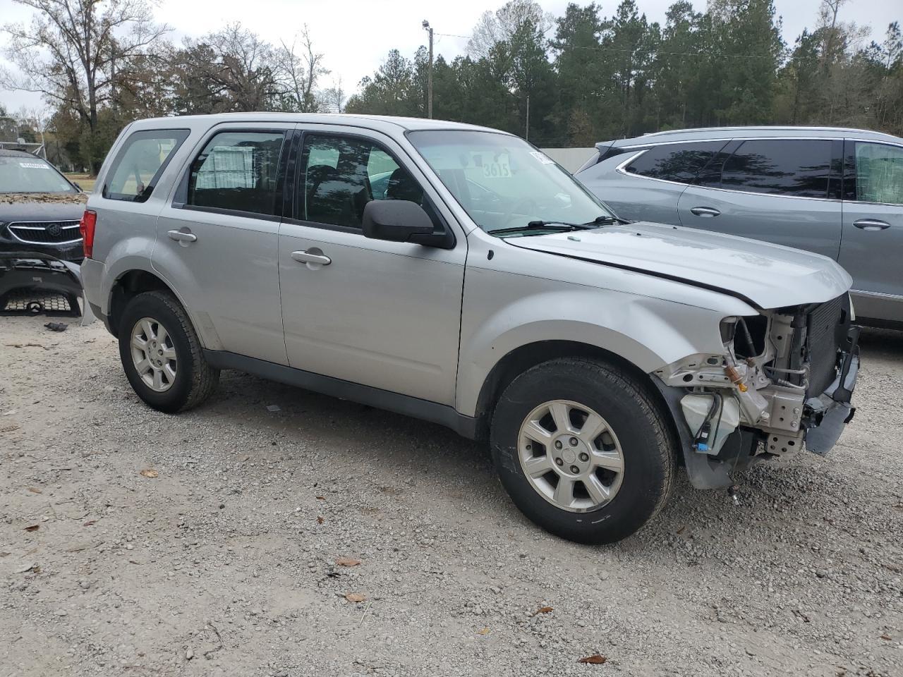 2009 MAZDA Tribute