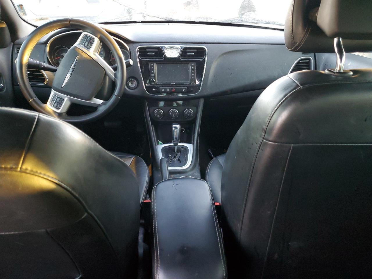 2012 CHRYSLER 200