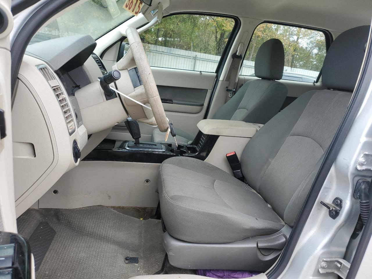 2009 MAZDA Tribute