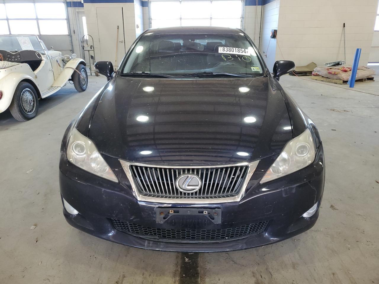 2010 LEXUS Is