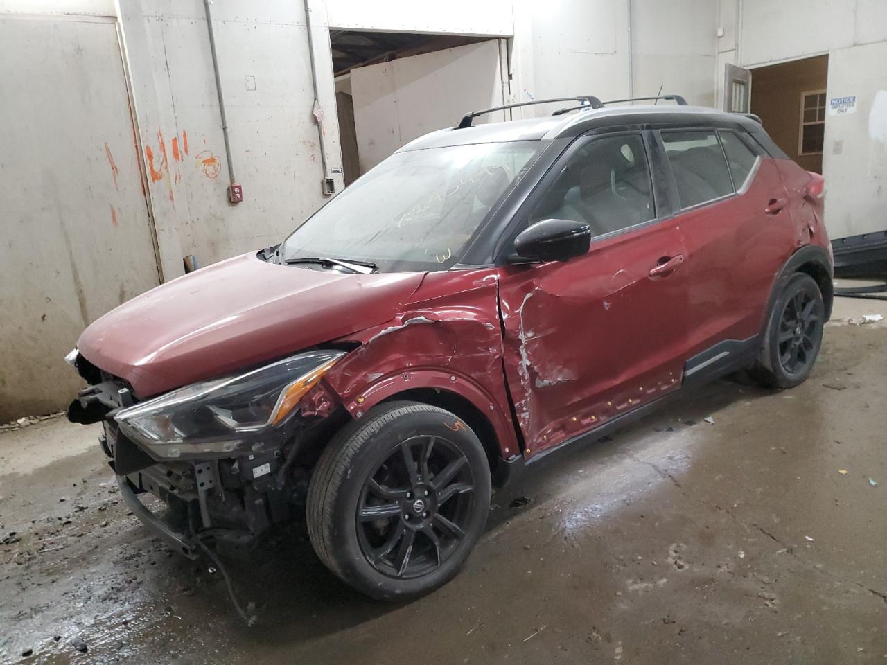 2019 NISSAN KICKS