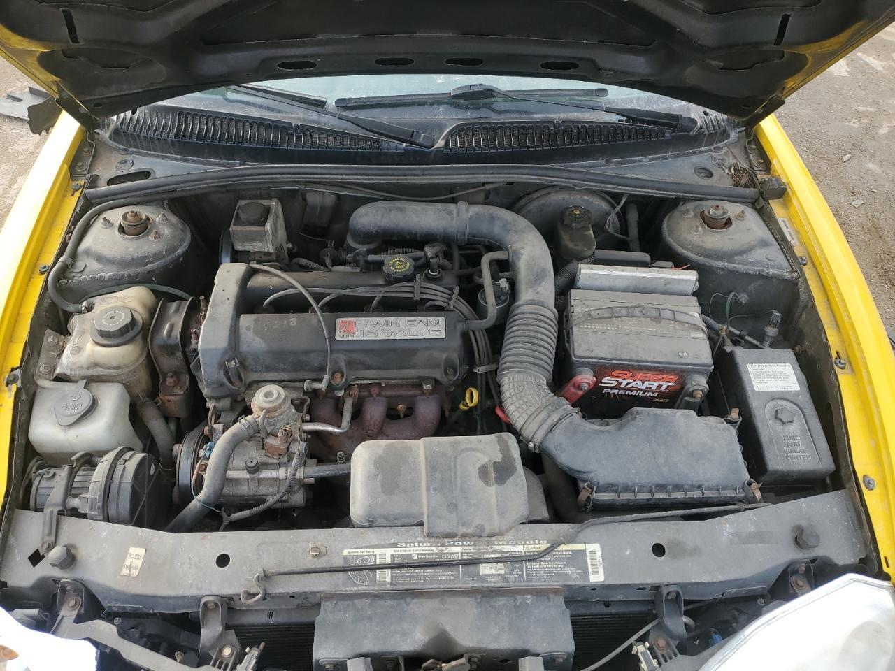 2001 SATURN Sc2