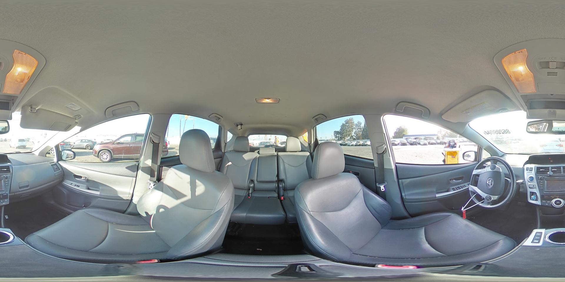 2014 TOYOTA PRIUS