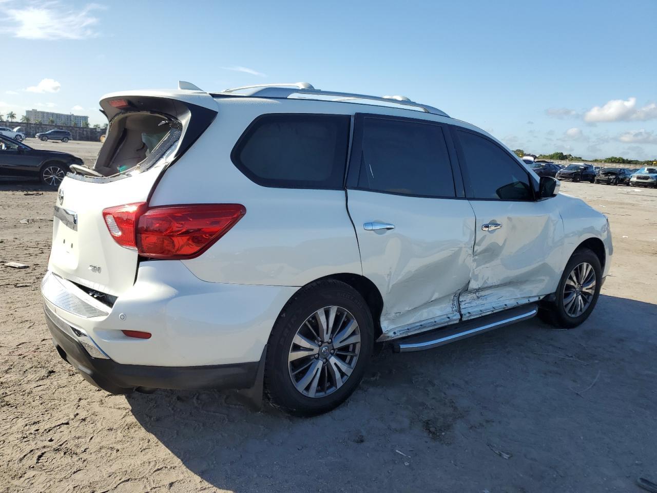 2019 NISSAN PATHFINDER