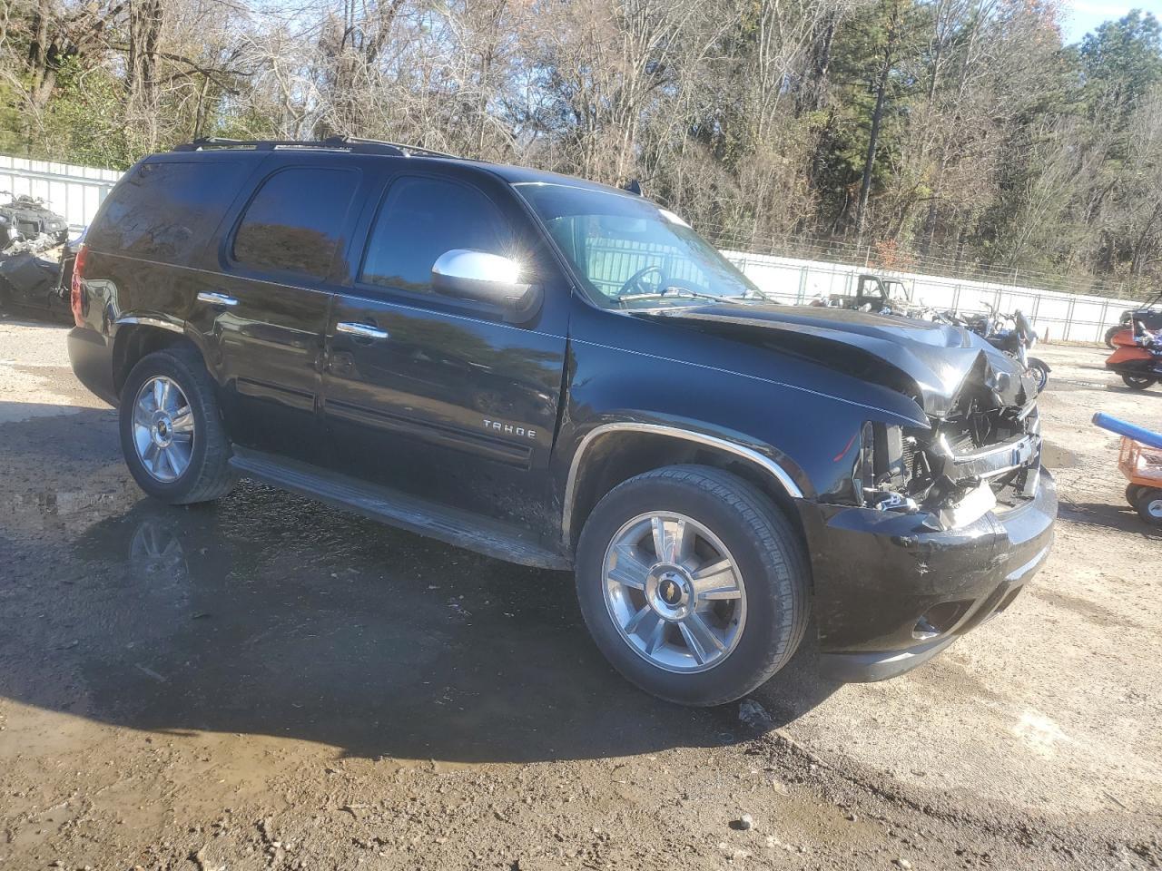 2013 CHEVROLET Tahoe