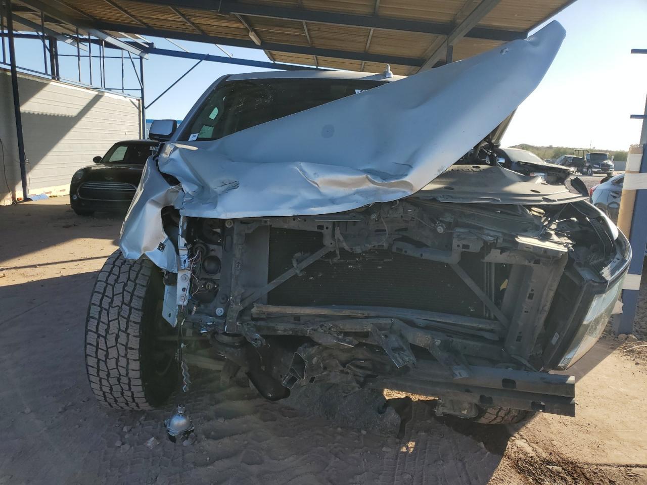 2016 CHEVROLET Tahoe