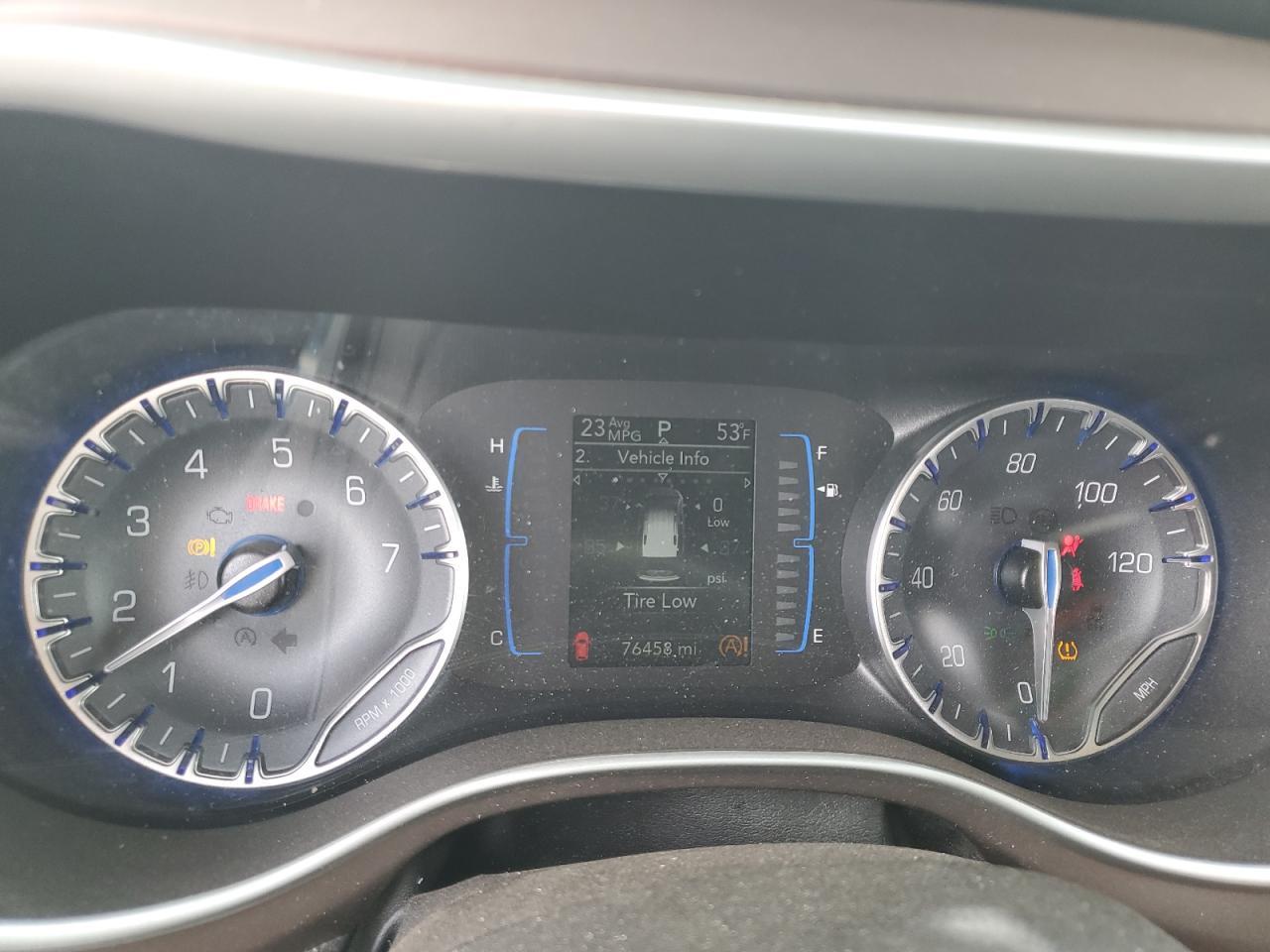 2022 CHRYSLER Voyager