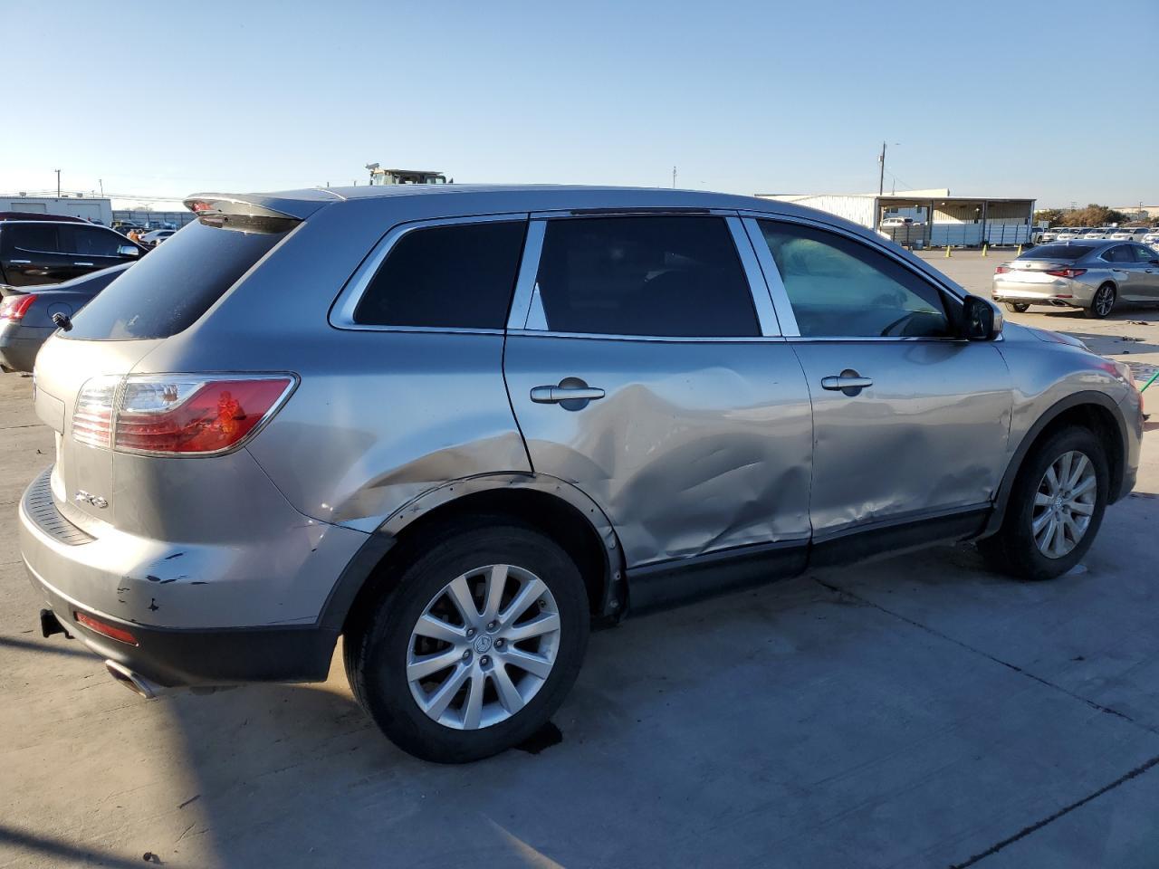 2010 MAZDA CX-9