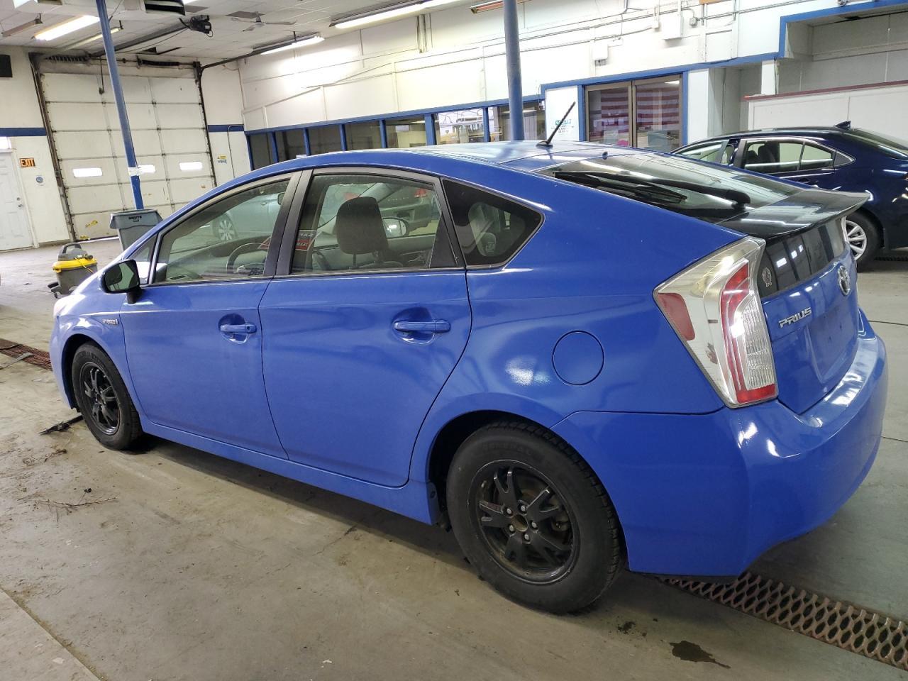 2013 TOYOTA PRIUS