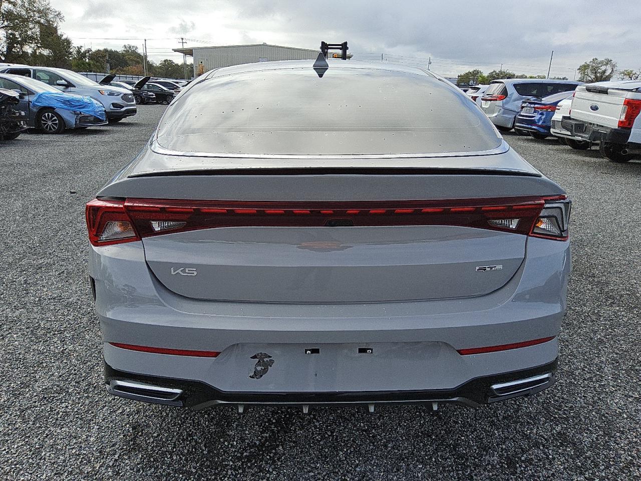 2023 KIA K5