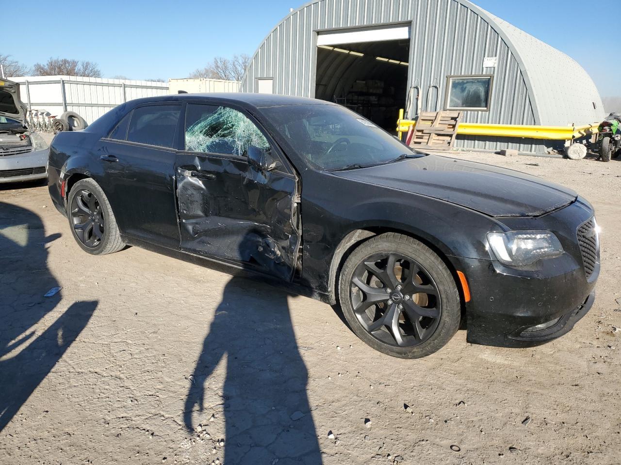 2021 CHRYSLER 300