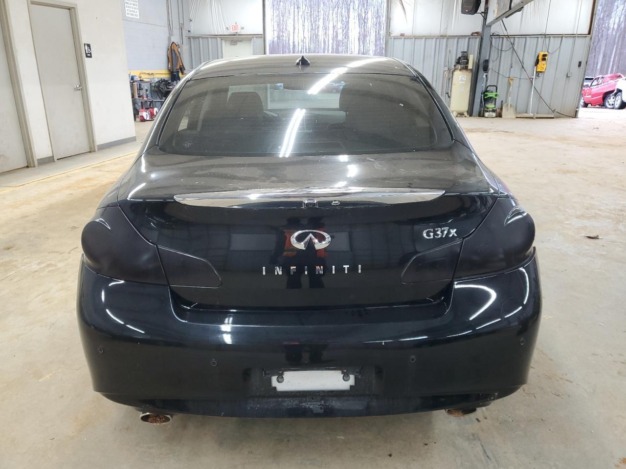 2012 INFINITI G37