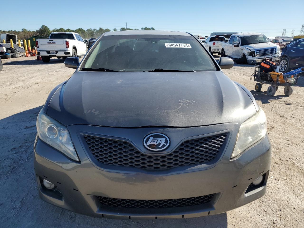 2011 TOYOTA CAMRY