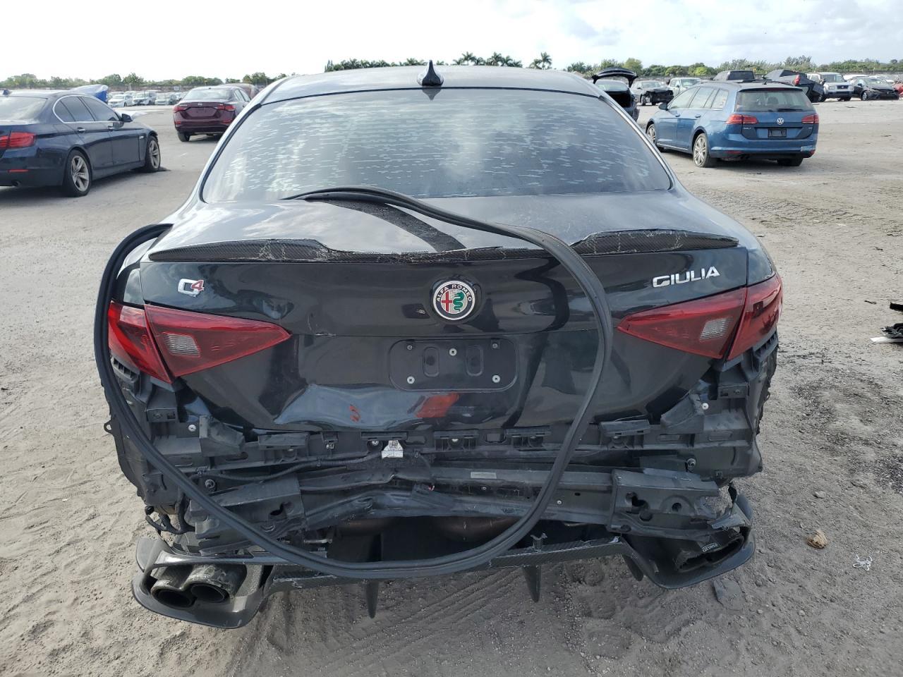 2017 ALFA ROMEO Giulia