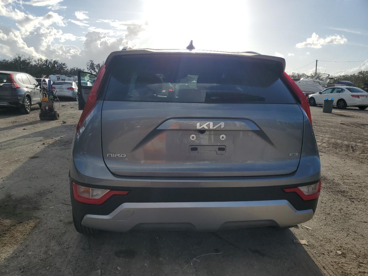 2024 KIA Niro