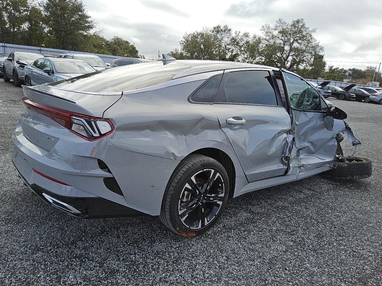 2023 KIA K5