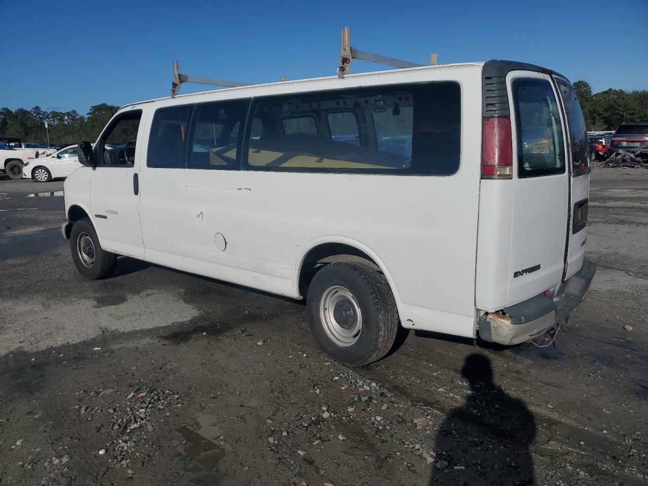 2000 CHEVROLET EXPRESS 2500