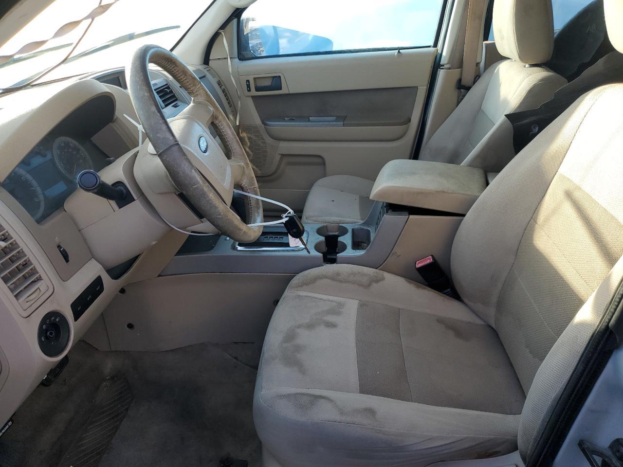 2009 FORD ESCAPE