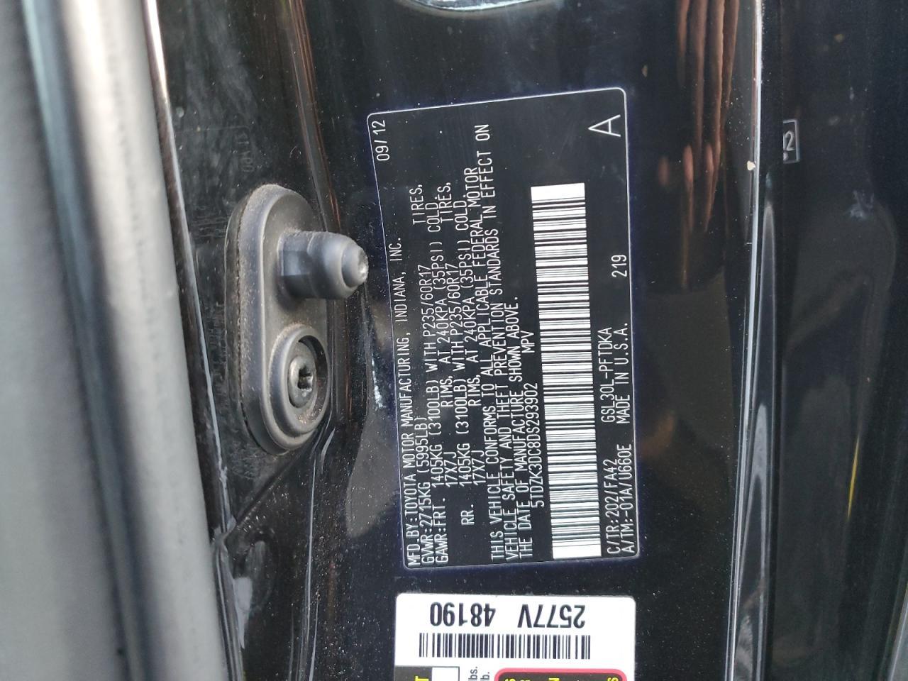 2013 TOYOTA SIENNA
