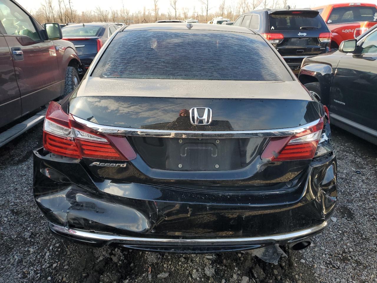 2016 HONDA ACCORD