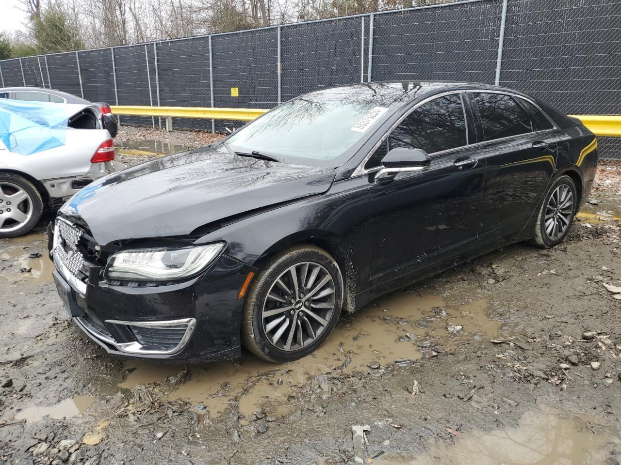 2017 LINCOLN MKZ