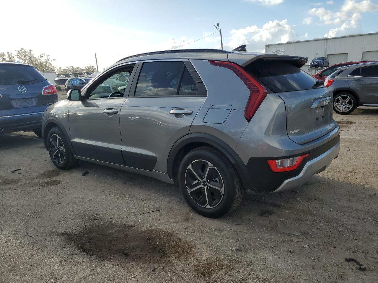 2024 KIA Niro