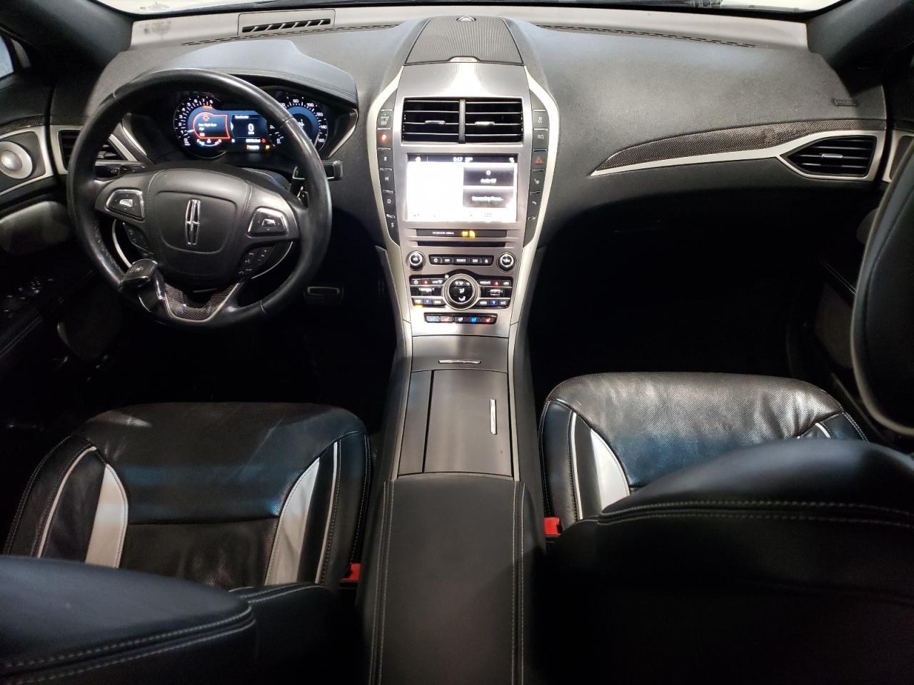 2017 LINCOLN MKZ
