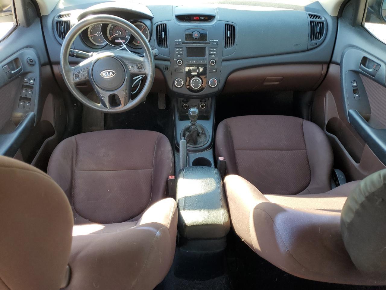 2010 KIA FORTE