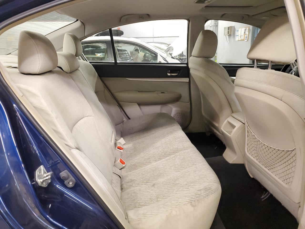 2011 SUBARU Legacy
