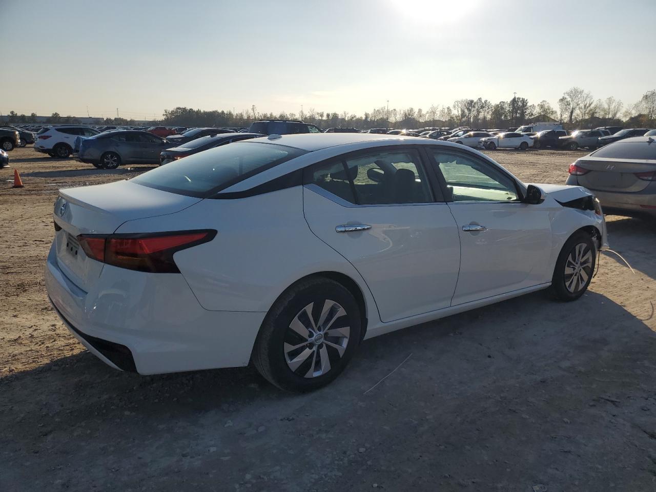 2019 NISSAN ALTIMA