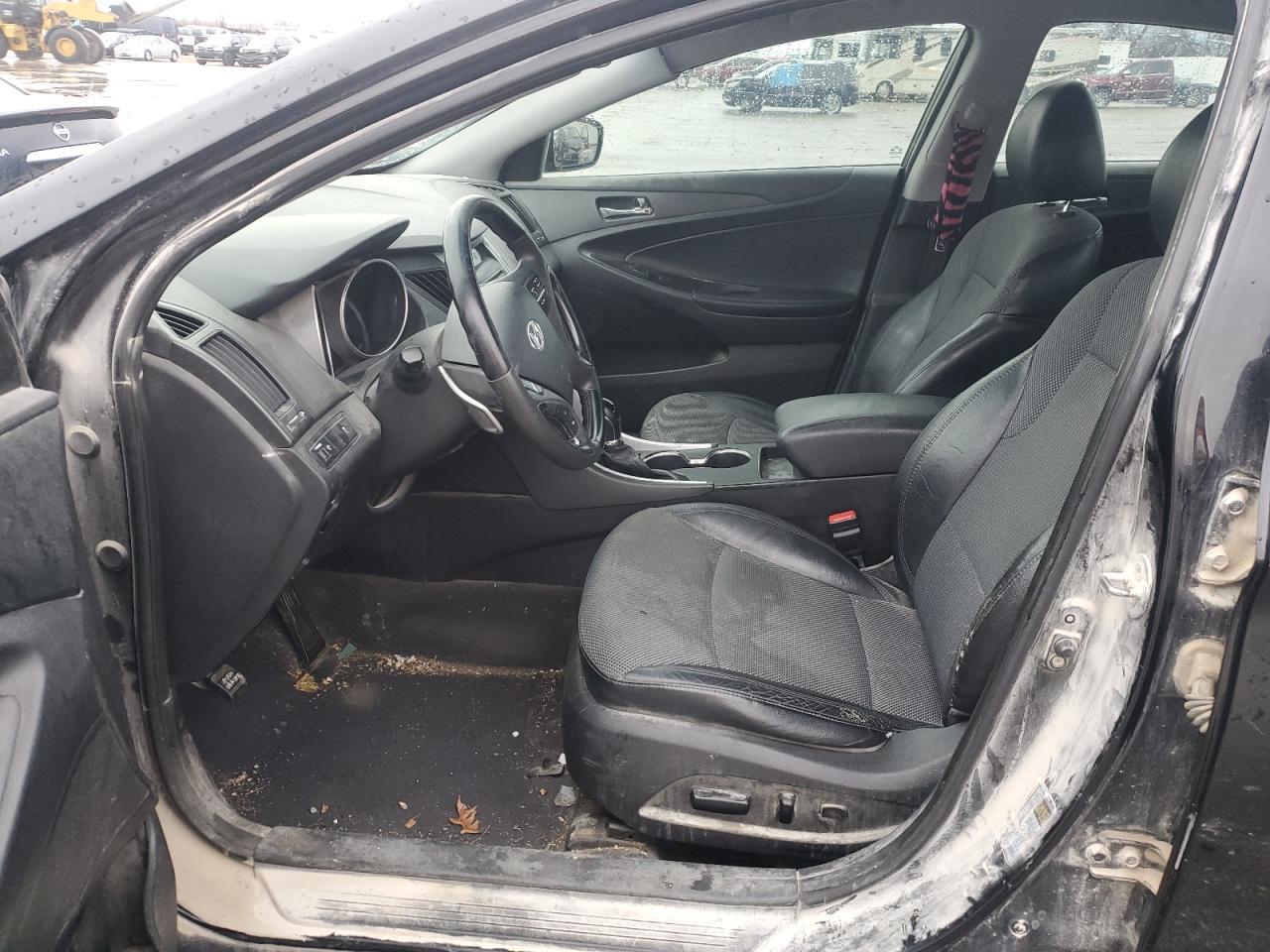 2011 HYUNDAI SONATA
